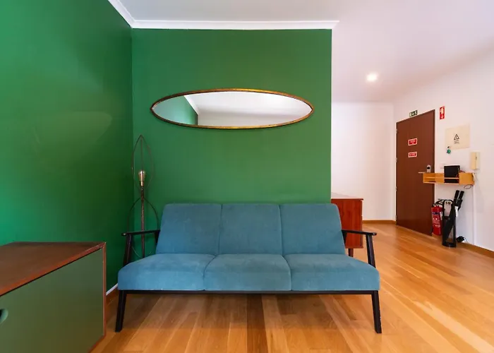 Gorgeous Rooftop 2-bed 250m To Intendente Sq Lisboa