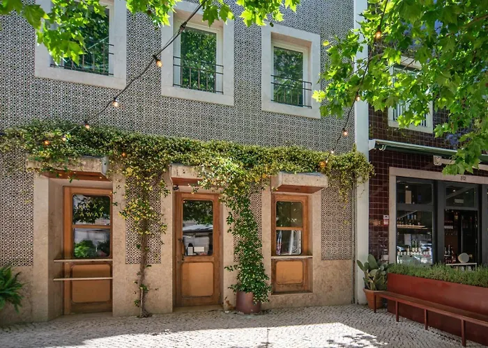 Gorgeous Rooftop 2-bed 250m To Intendente Sq شقة Lisboa