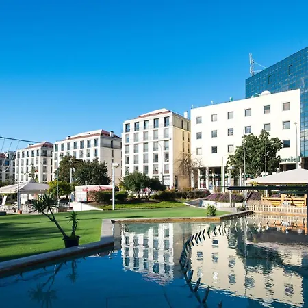 Apartamento Gorgeous Rooftop 2-bed 250m To Intendente Sq Lisboa